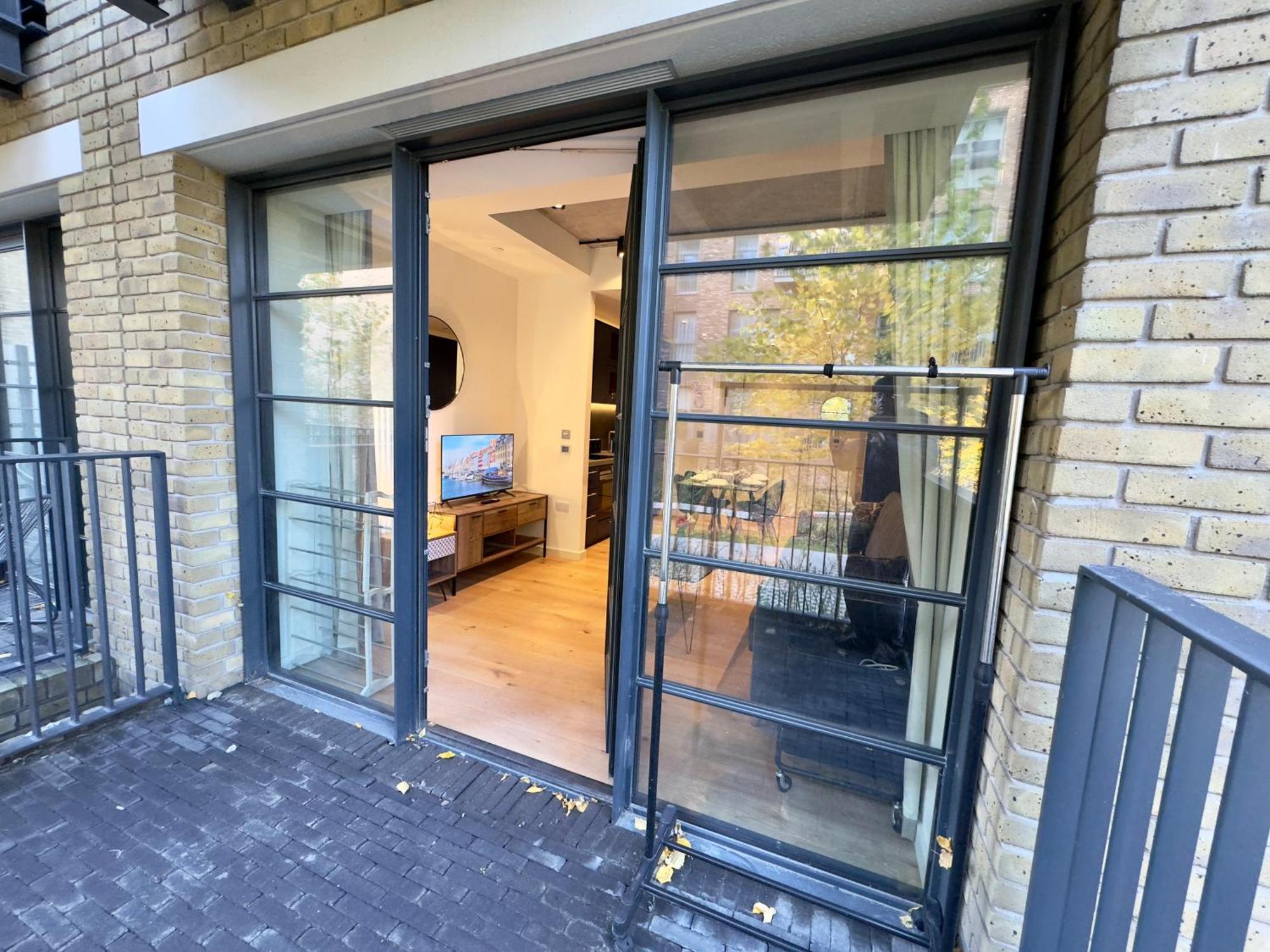Amazing Cosy Apartment, Next To O2 Arena And Close To London Excel, Secure Parking Exterior foto