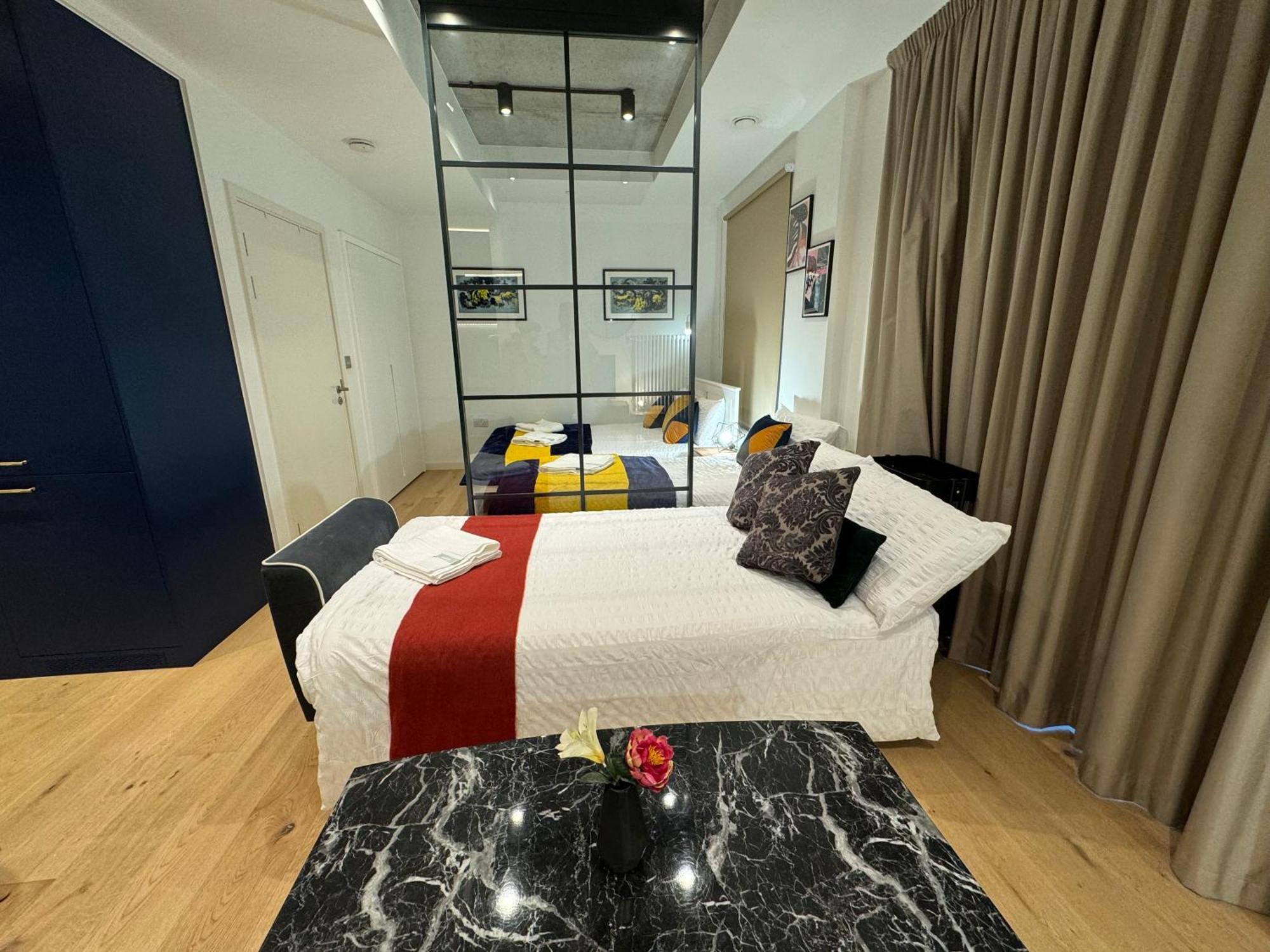 Amazing Cosy Apartment, Next To O2 Arena And Close To London Excel, Secure Parking Exterior foto